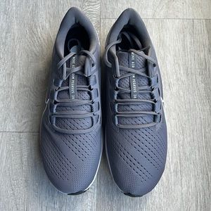 “Brand New” Nike Air Zoom Pegasus 38 TB, Men’s size 12, Gunsmoke/Black/White